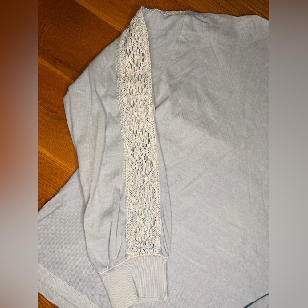 Hollister Lace Sleeve Long Sleeve Top Light Blue Coquette Soft Girl Size M - Picture 4 of 8